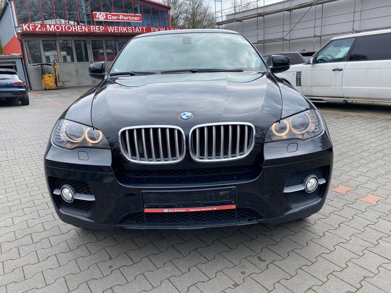 Second hand Bmw X6 xDrive50i