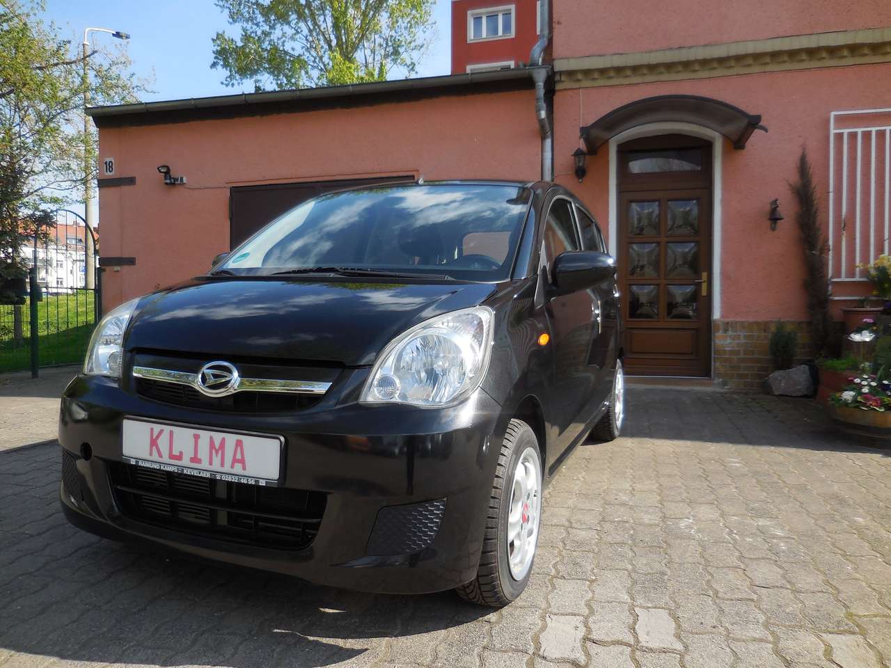 Second hand Daihatsu Mira 