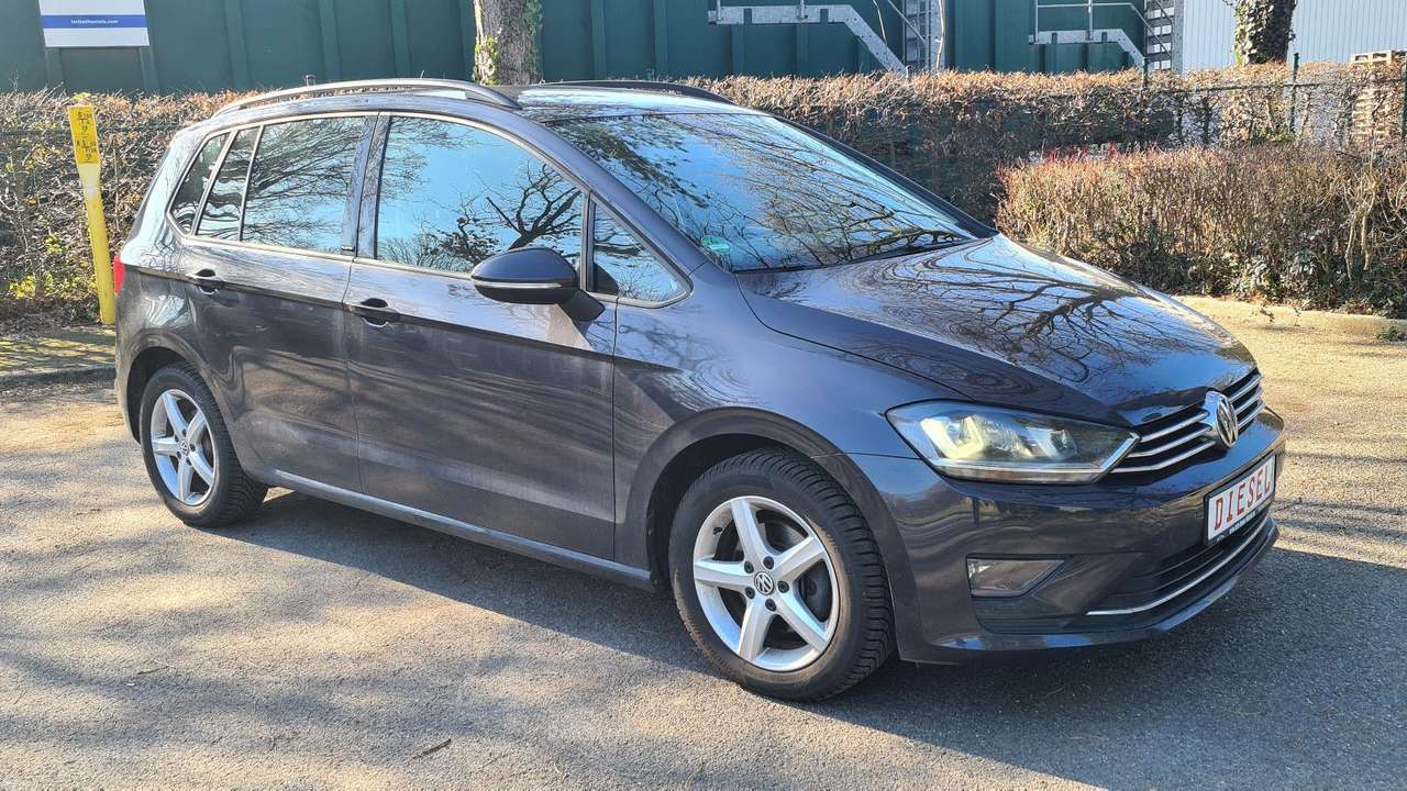 Second hand Volkswagen Golf Sportsvan 