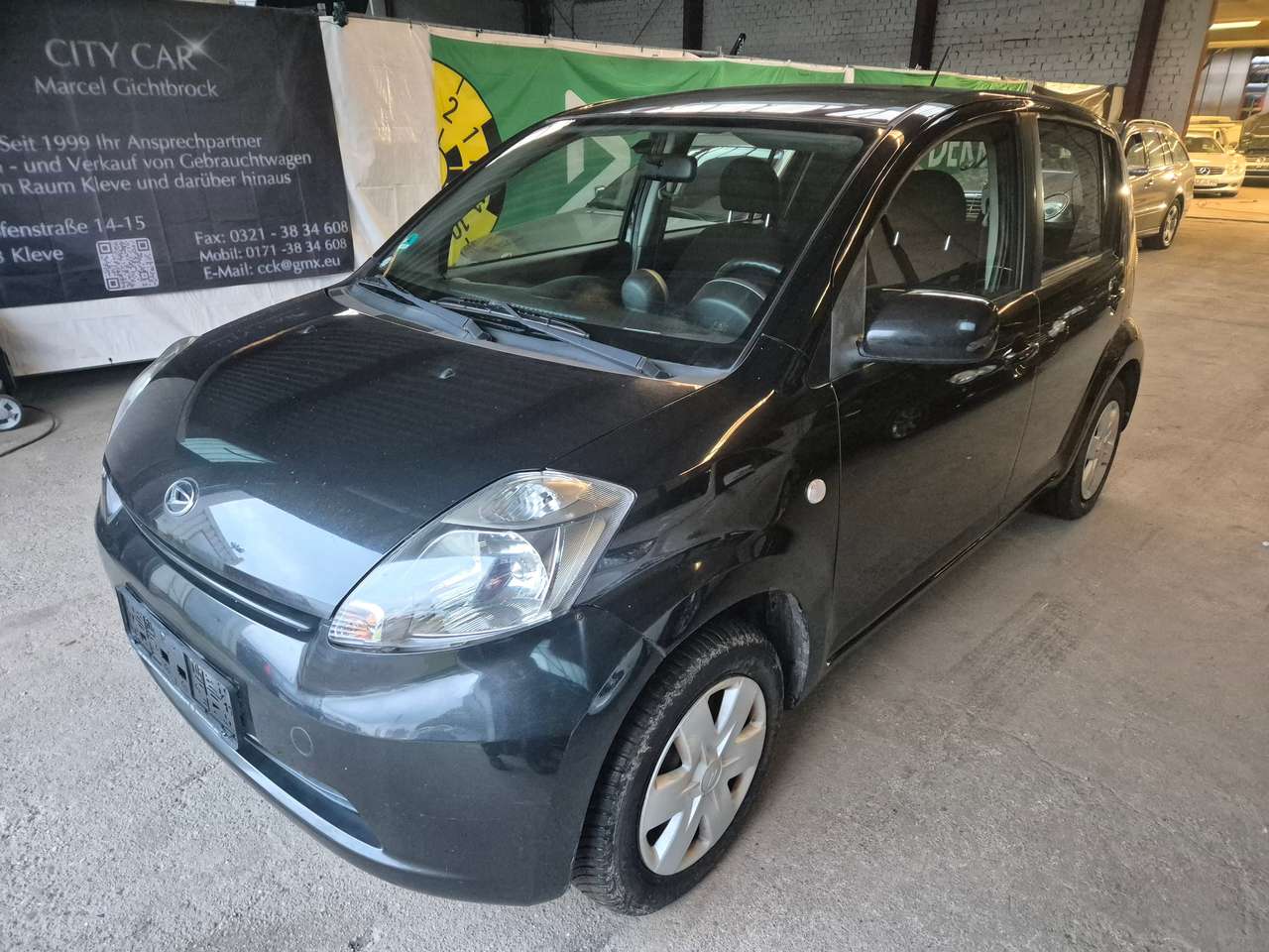 Second hand Daihatsu Sirion 1.3