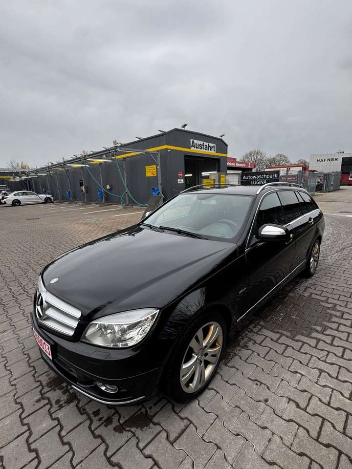 Second hand Mercedes Benz C-Class 200