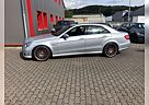 Mercedes-Benz E 63 AMG Perf- Package 557 PS