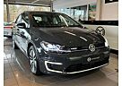 VW Golf Volkswagen e- ACC Wärmepumpe CCS Front Assist URANO GR