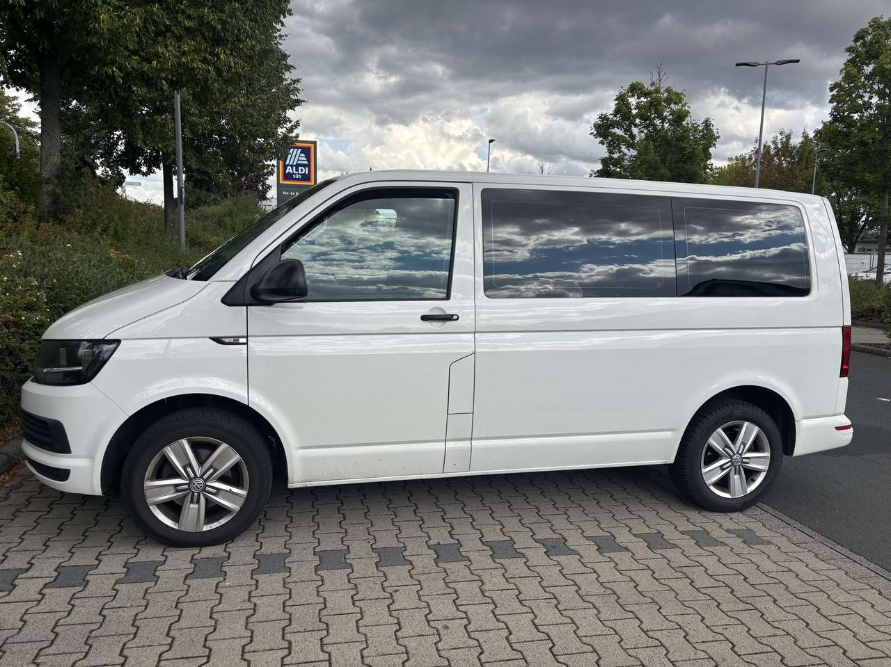 Second hand Volkswagen  2.0
