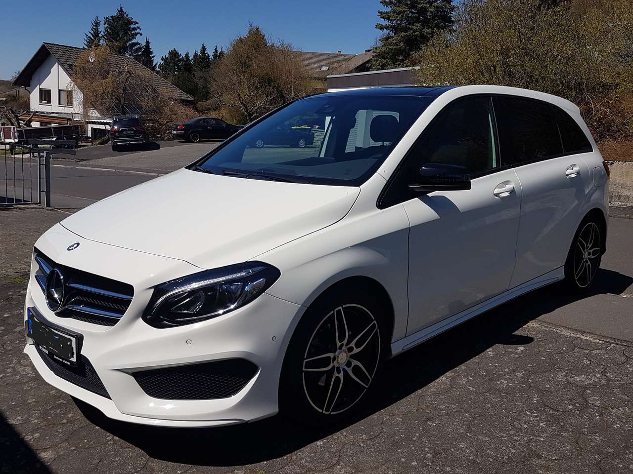 Second hand Mercedes Benz B-Class 200