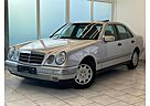 Mercedes-Benz E 230 Classic - Schiebedach/Automatik/Klima/PDC
