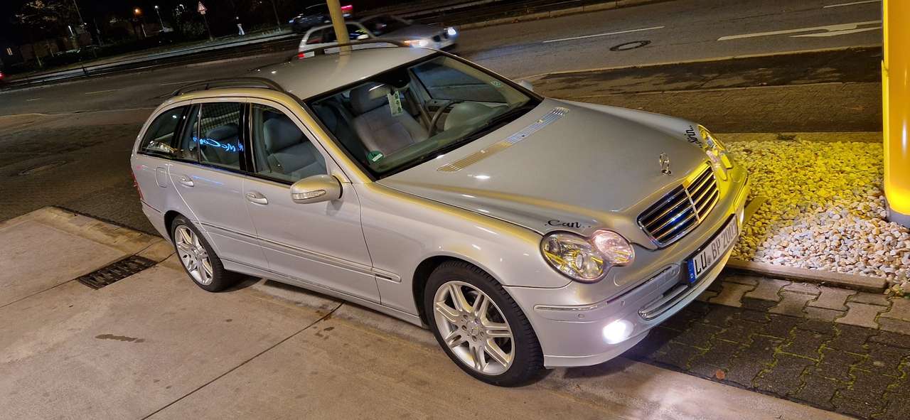 Second hand Mercedes Benz C-Class 220 CDI