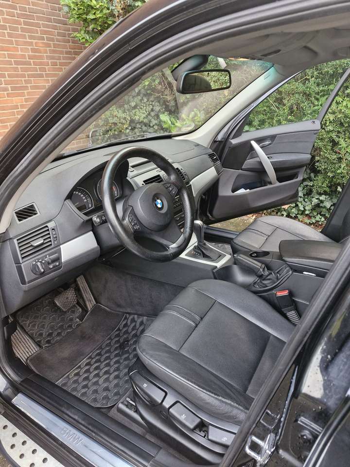 Second hand Bmw X3 xDrive20d