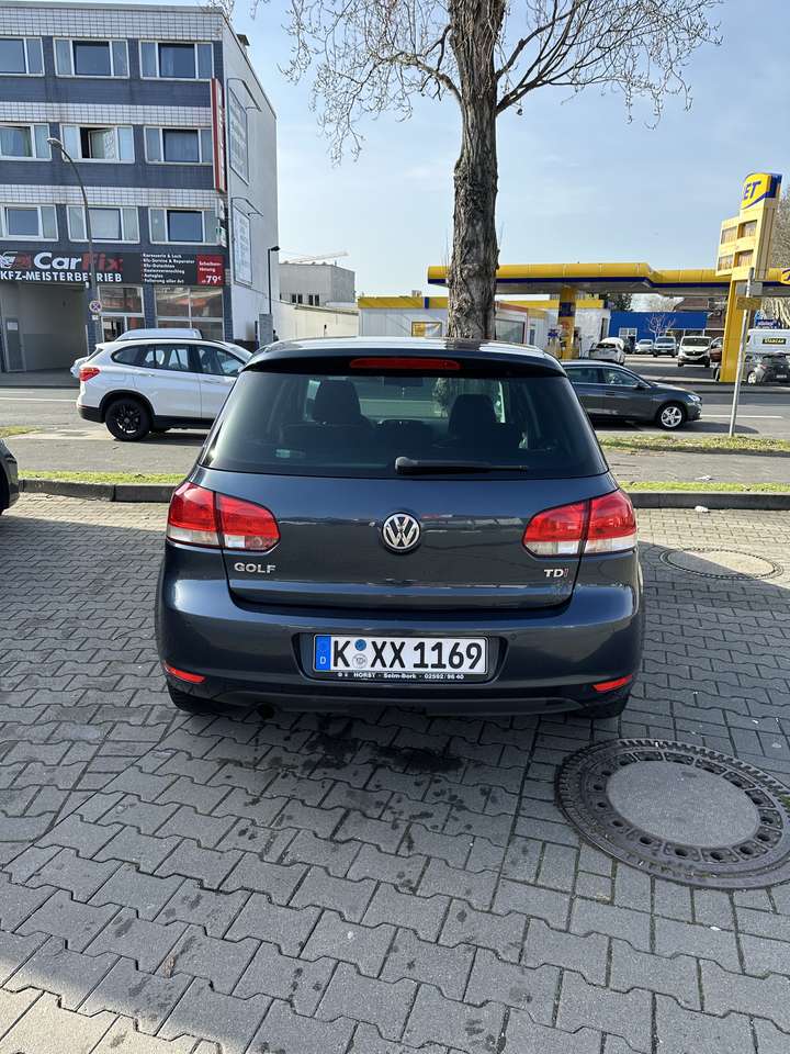 Second hand Volkswagen Golf 