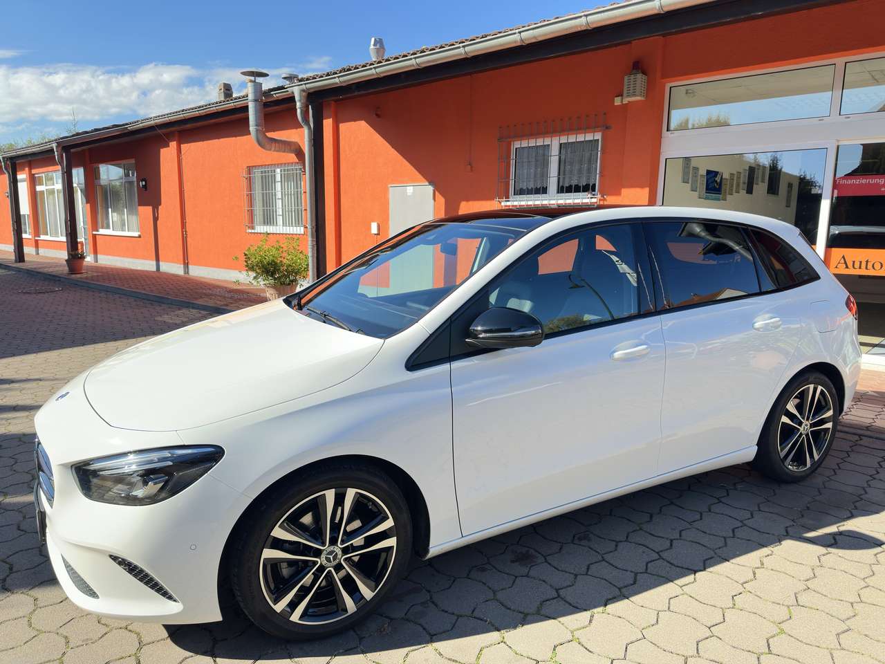 Second hand Mercedes Benz B-Class 200