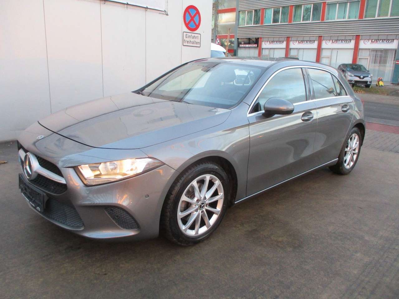 Second hand Mercedes Benz A-Class 180