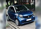 Smart ForTwo coupe (silberne Folierung) nur 17.000 km!