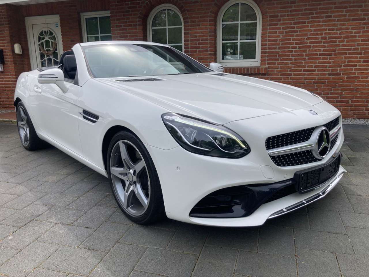 Used Mercedes Benz Sl-Class 300