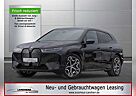 BMW iX xDrive40 Sport // Panorama/AHK/Laser