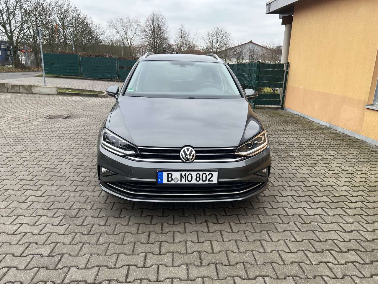 Second hand Volkswagen Golf Sportsvan 1.5 tsi