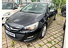 Opel Astra J Lim. 5-trg. Active