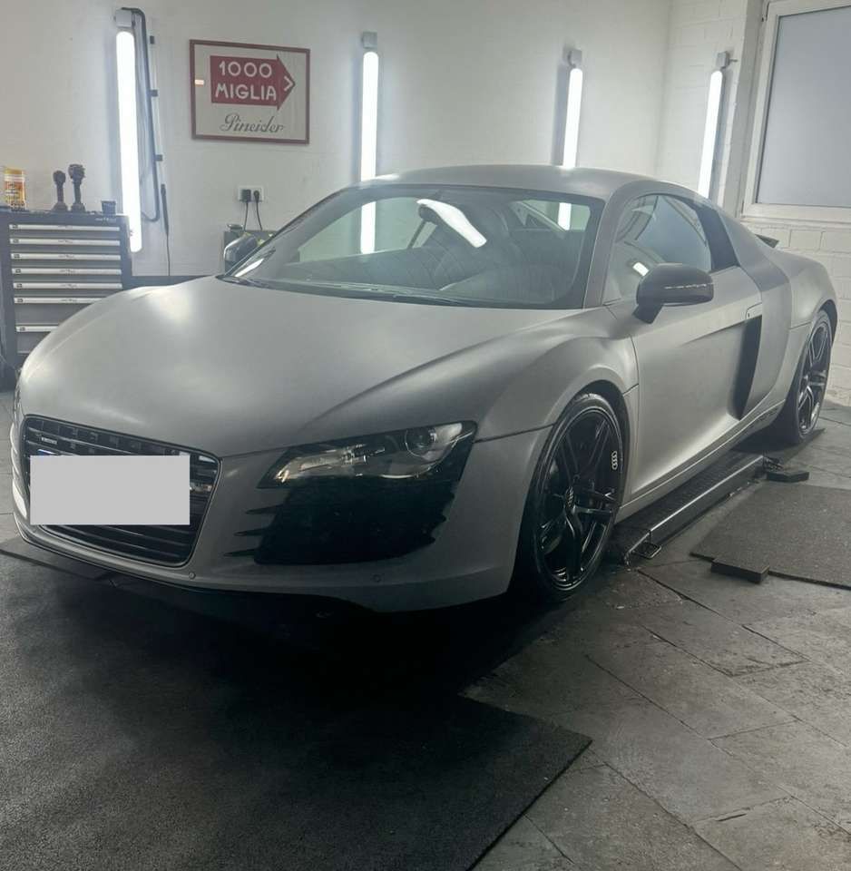 Second hand Audi R8 4.2