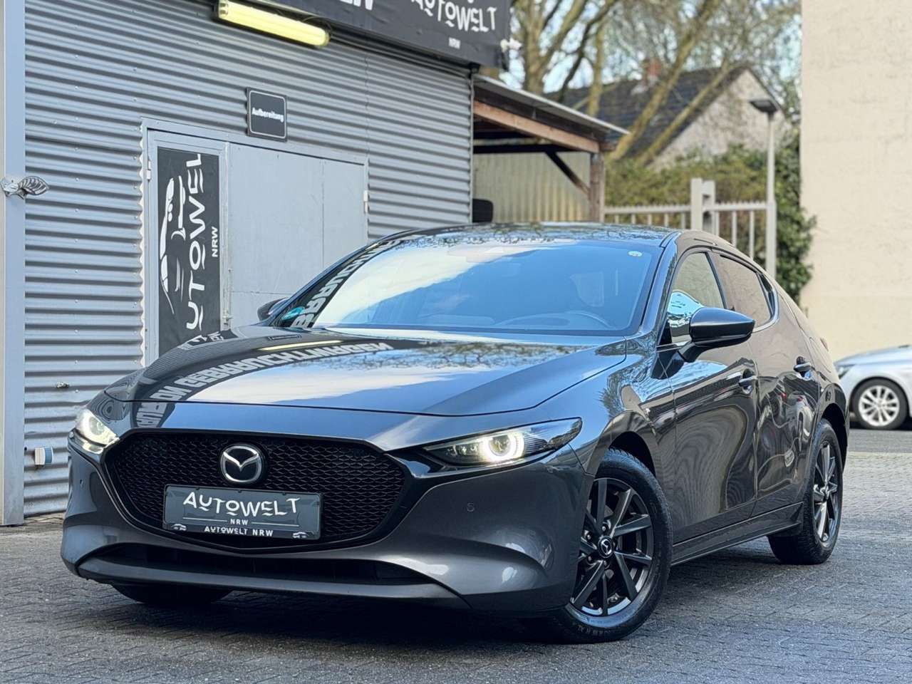 Second hand Mazda 3 