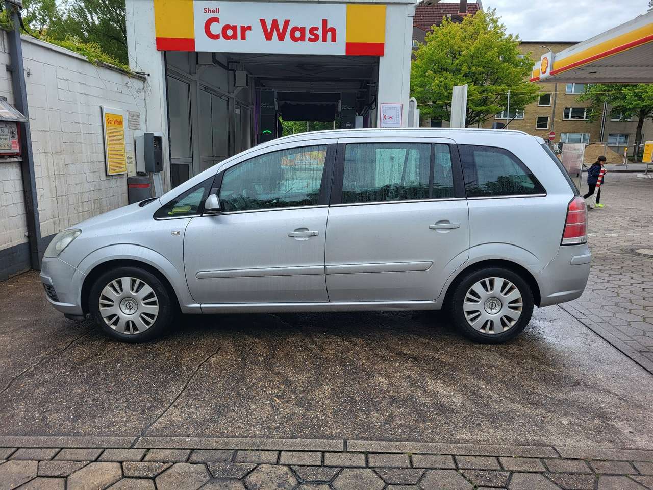 Second hand Opel Zafira 1.8