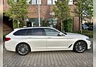 BMW 520d 520 Touring Aut. Sport Line AHK HUD ACC LED Pano