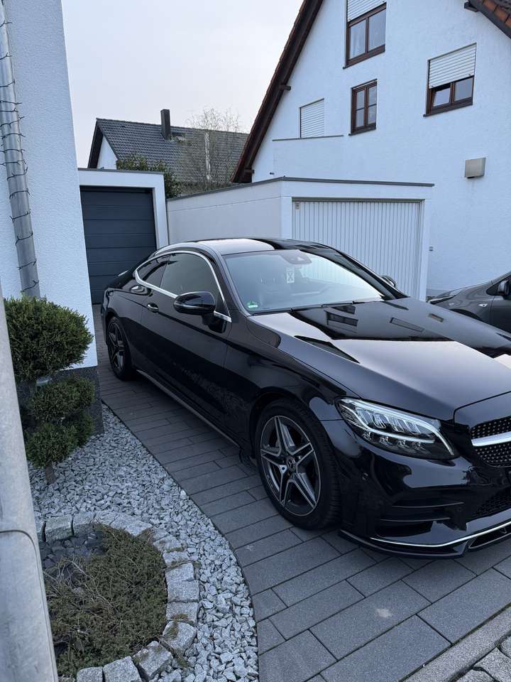 Second hand Mercedes Benz C-Class 200