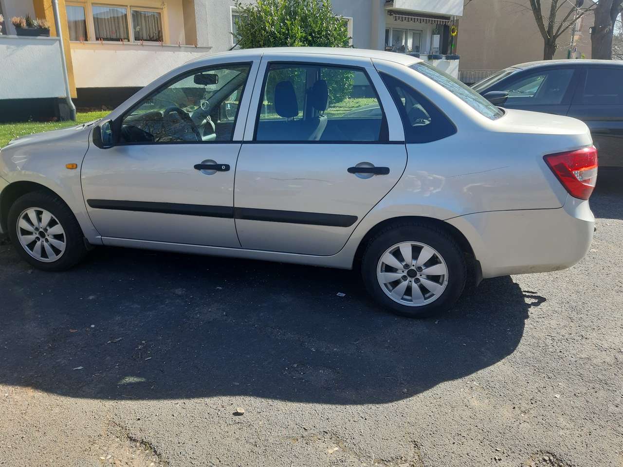 Second hand Lada Granta 