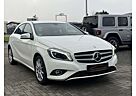 Mercedes-Benz A 180 A180 Automatik Urban Navi SHZ Tempomat EU6 HuNEU