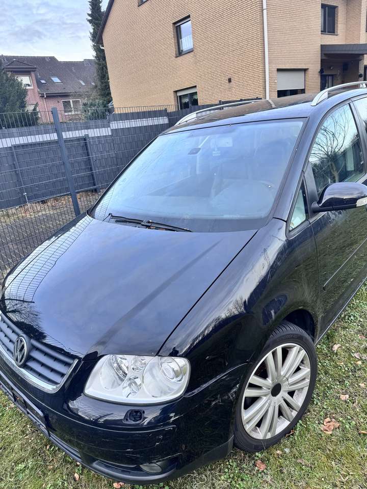Second hand Volkswagen Touran 2.0 TDI