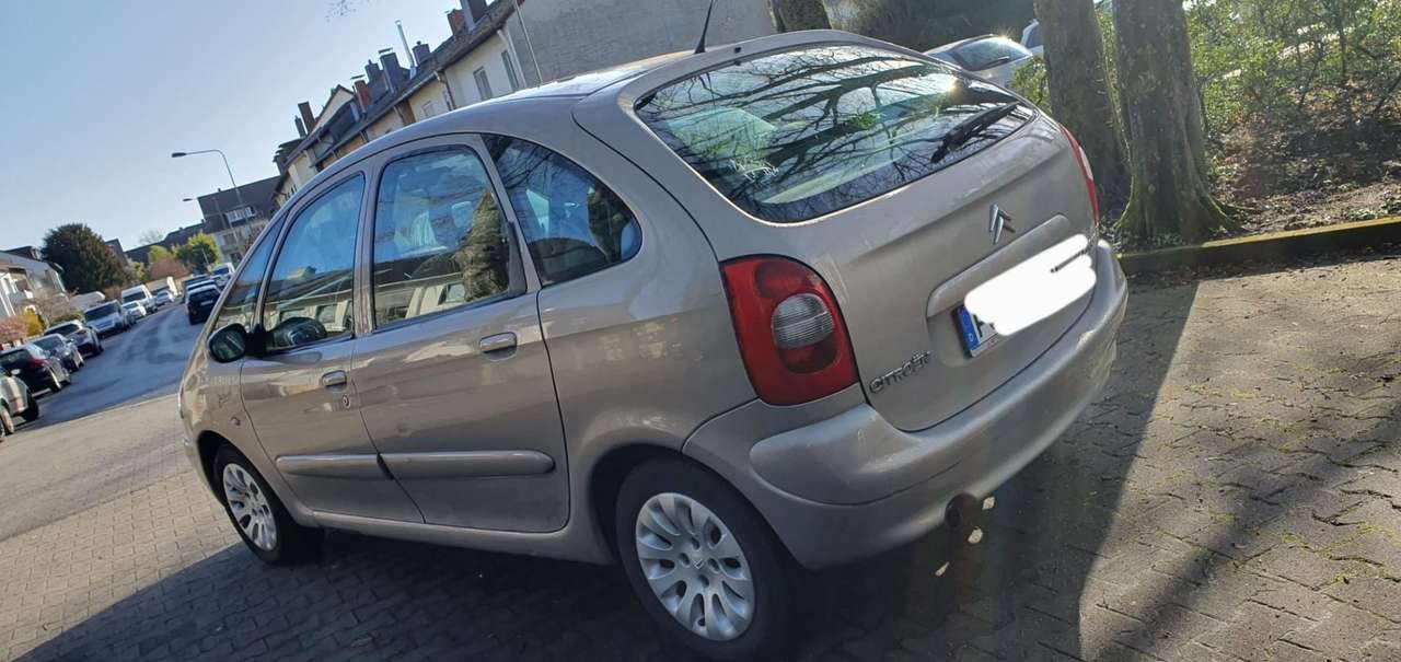 Second hand Citroen Xsara Picasso 