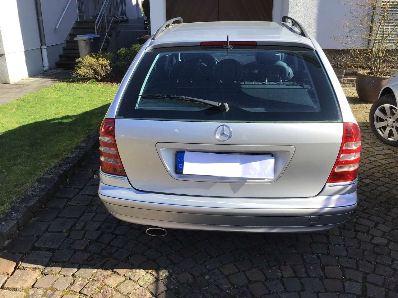 Second hand Mercedes Benz C-Class 230