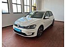 VW Golf Volkswagen e- *LED/Navi/ACC/Kamera/SHZ/PDC*
