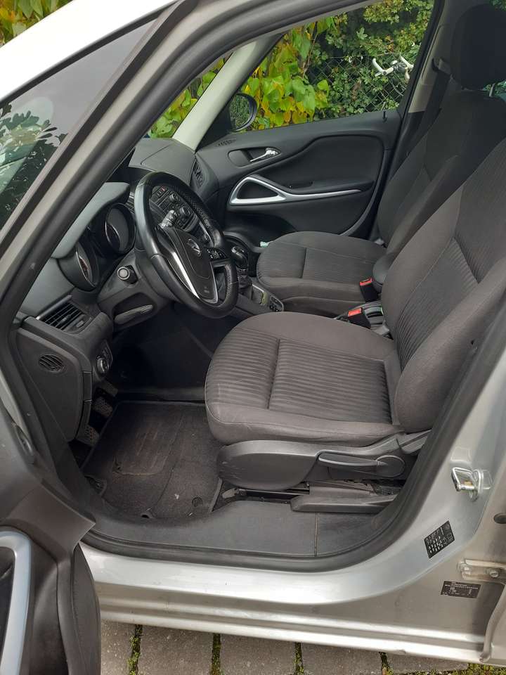 Second hand Opel Zafira Tourer 