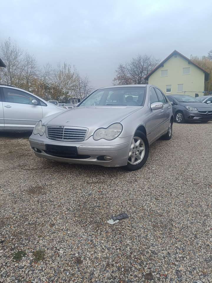 Used Mercedes Benz C-Class 200 CDI