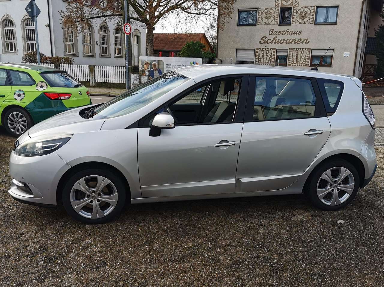 Second hand Renault Scenic 1.5 dCi
