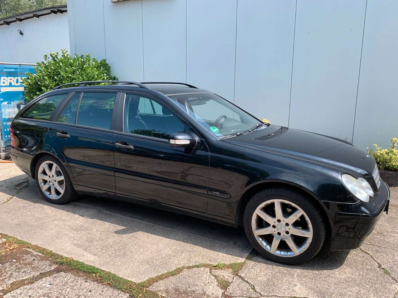 Second hand Mercedes Benz C-Class 220
