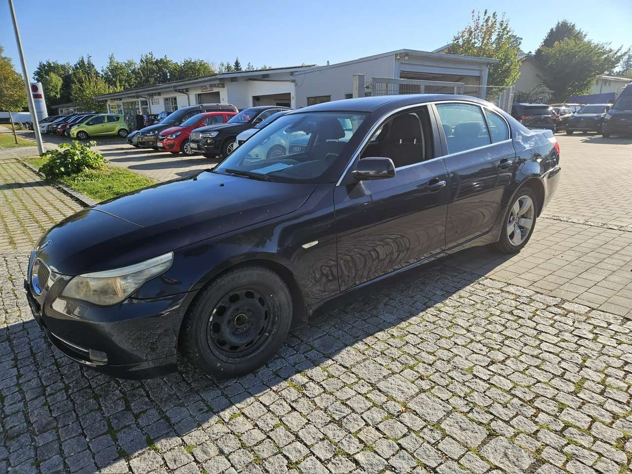 Second hand Bmw 5 Series 523i
