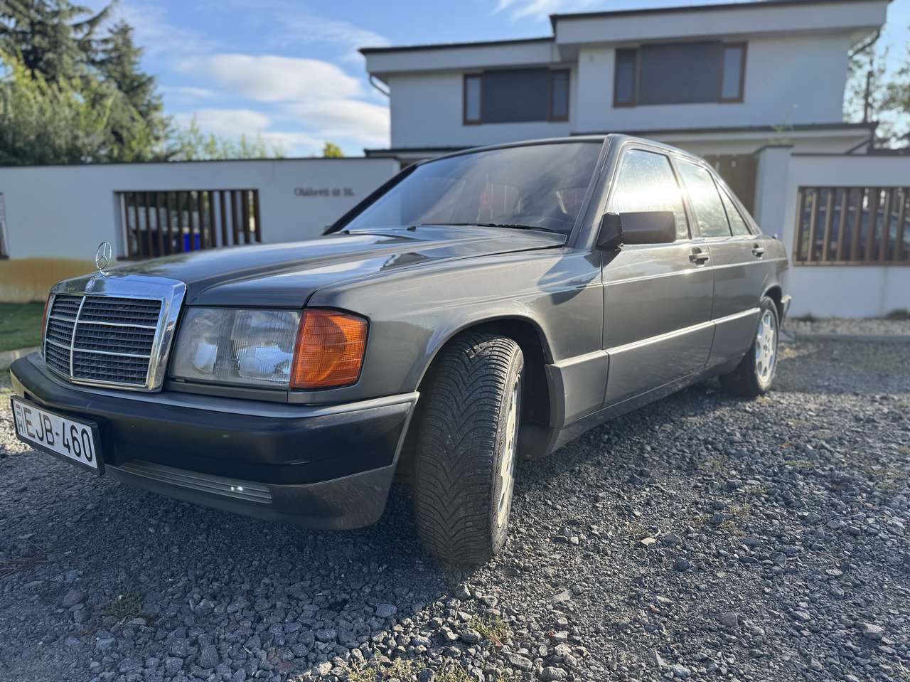 Second hand Mercedes Benz 190 
