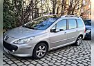 Peugeot 307 SW mit Panoramadach
