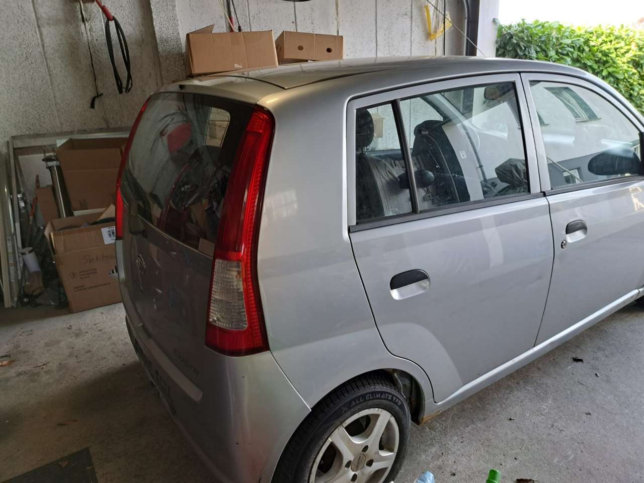 Second hand Daihatsu Mira 1.0