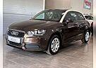 Audi A1 1.2 attraction/PDC/Bluetooth/SHZ