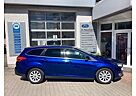 Ford Focus Turnier Titanium*NAVI*