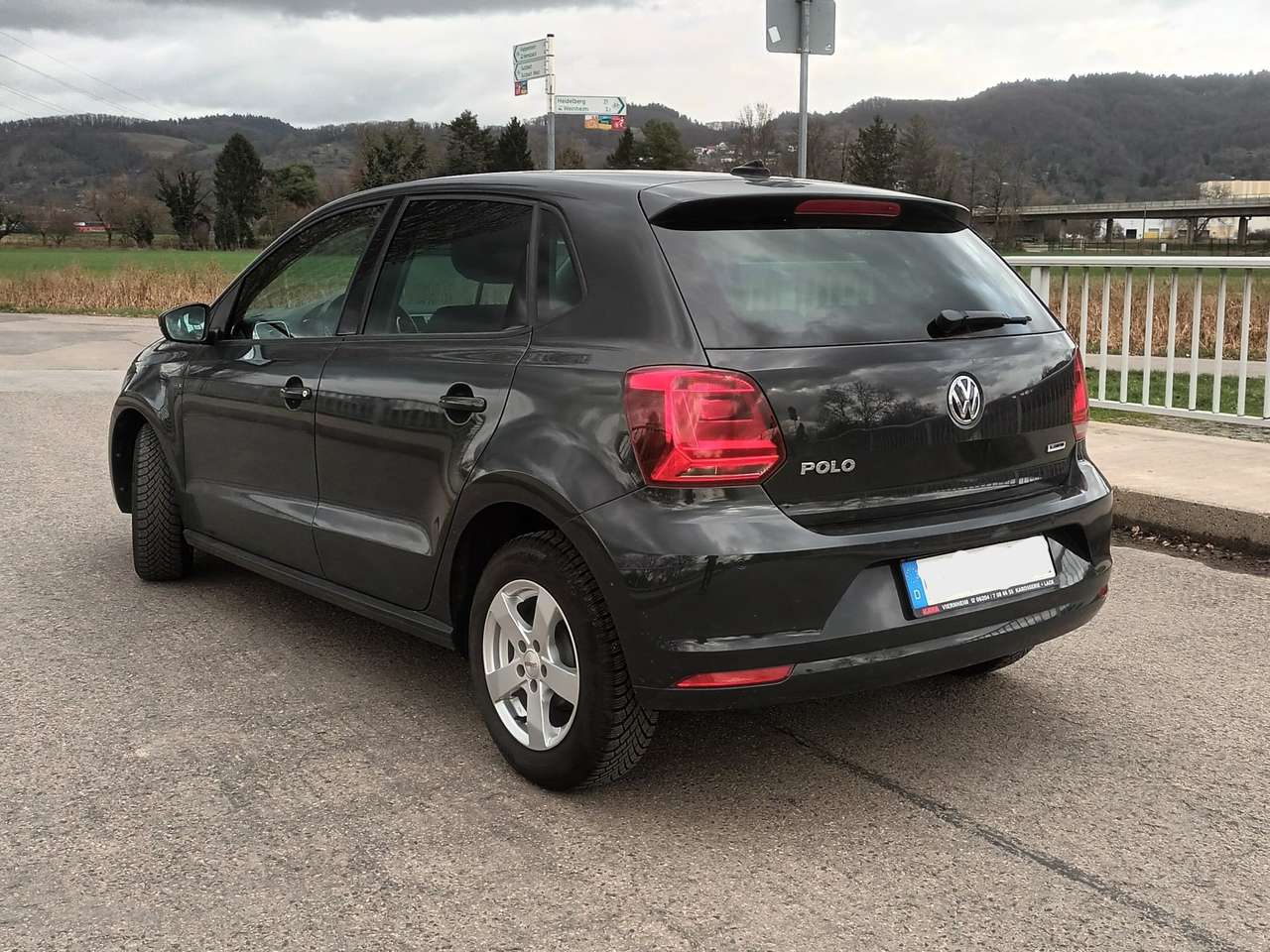 Used Volkswagen Polo 1.0