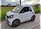 Smart ForTwo coupe EQ perfect Leder Navi 22kw Lader