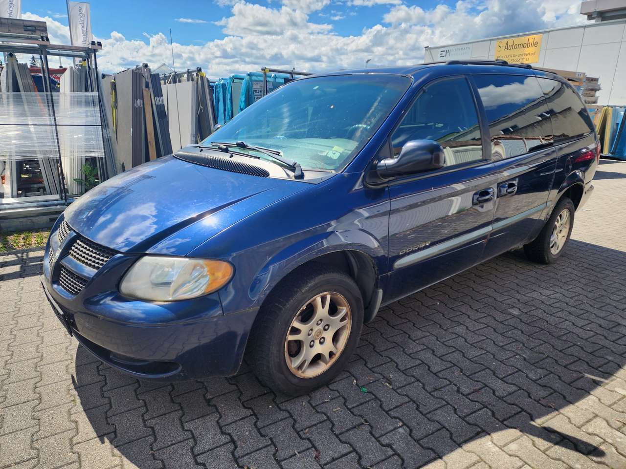 Second hand Dodge Grand Caravan 3.8 EX