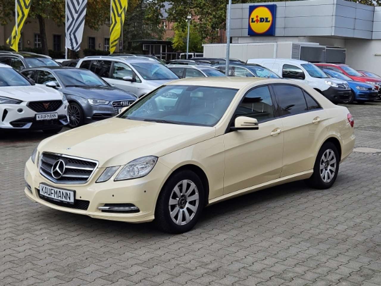 Used Mercedes Benz E-Class 200 NGT