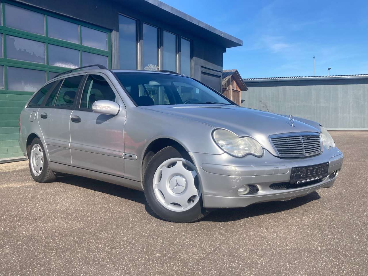 Used Mercedes Benz C-Class 220 CDI