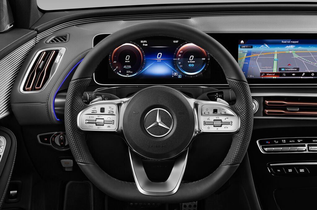 Mercedes EQC (Baujahr 2019) - 5 Türen Lenkrad
