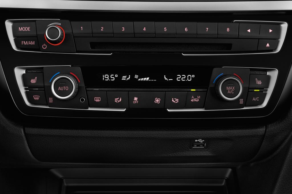 BMW 3 Series Gran Turismo (Baujahr 2017) M Sport 5 Türen Temperatur und Klimaanlage