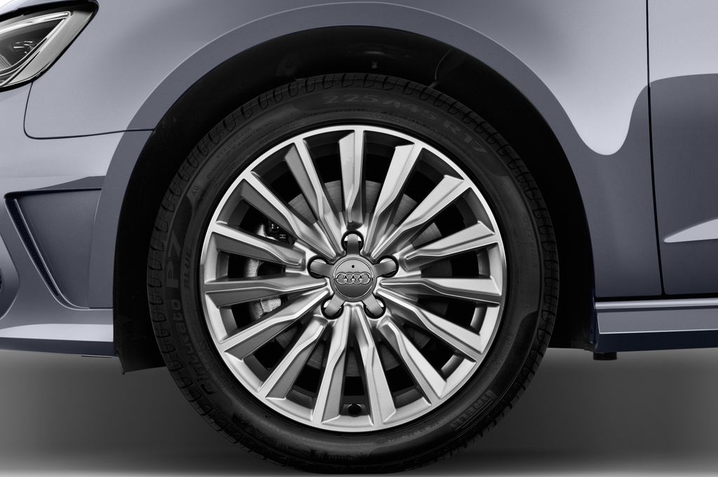 Audi A3 (Baujahr 2015) Ambiente 5 Türen Reifen und Felge