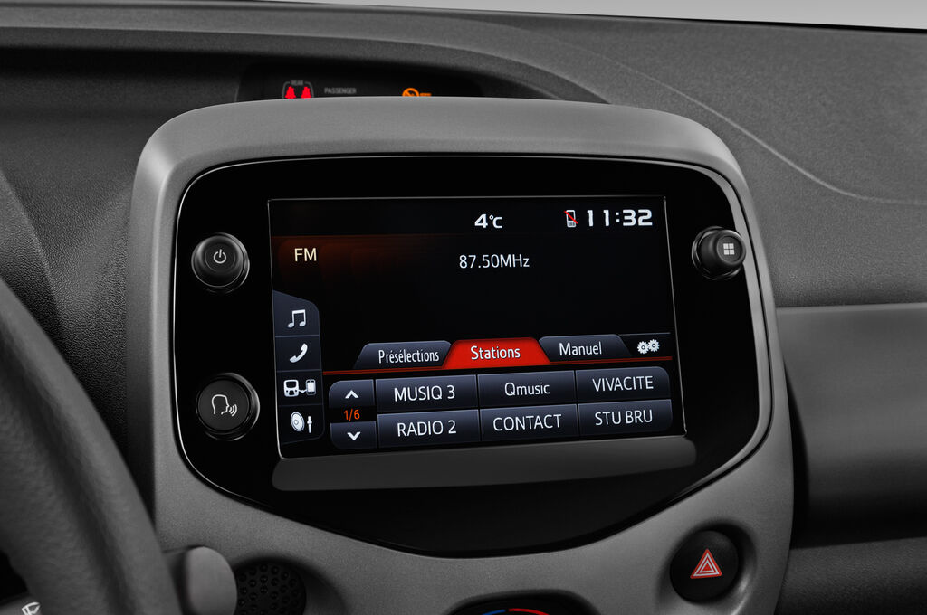 Toyota Aygo (Baujahr 2019) x-sky 5 Türen Radio und Infotainmentsystem